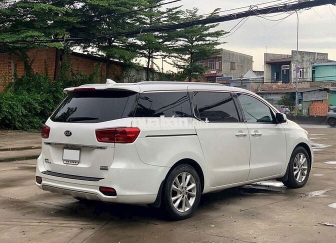 KIA SEDONA FULL DẦU 2020 XE CTY XUẤT HOÁ ĐƠN