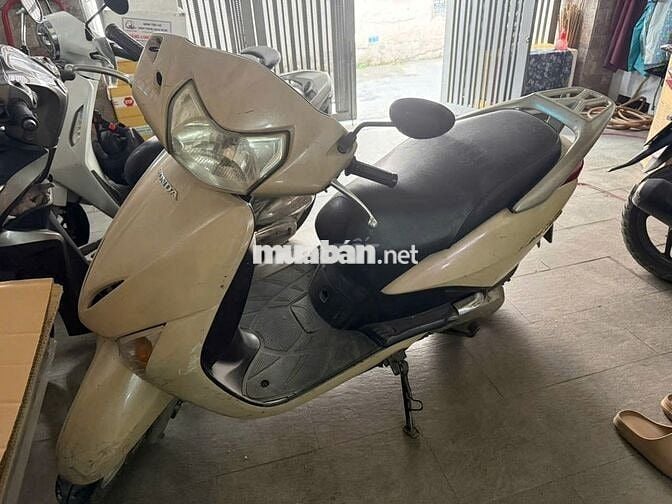Honda Lead Kem