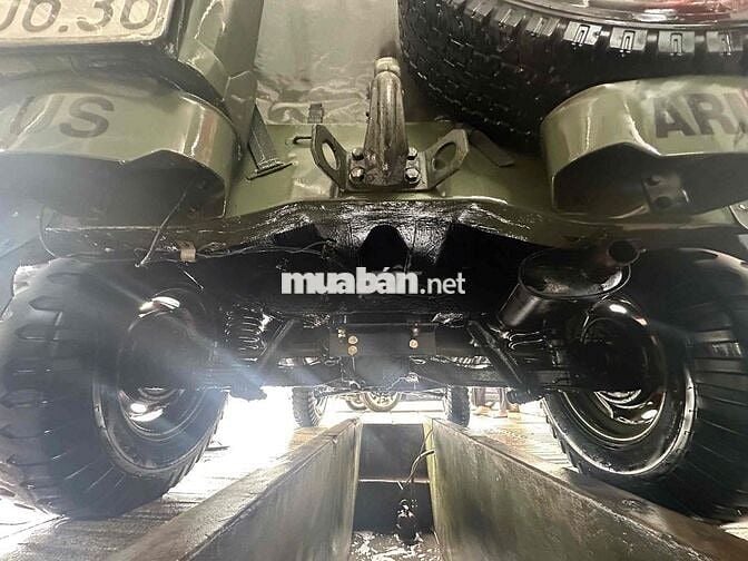 Jeep M151 Xanh quân đội 4 chỗ