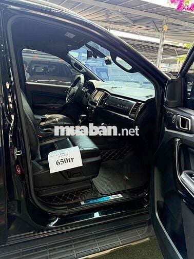 Ford Everest Titanium 1 cầu 2019 Đen 95.000 km