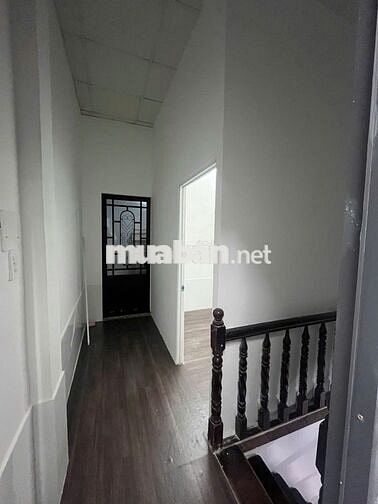 Cho thuê nhà 3pn hẻm xe hơi đường Phan Huy Ích quận Tân Bình 