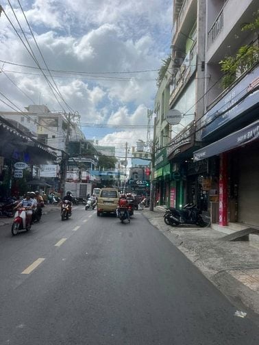 Chính chủ kẹt tiền cần bán gấp nhà MT Ba Vân P.14 Quận Tân Bình.