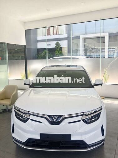 VinFast VF8 PLUS SDI 2023 Trắng ngọc 54.894 km