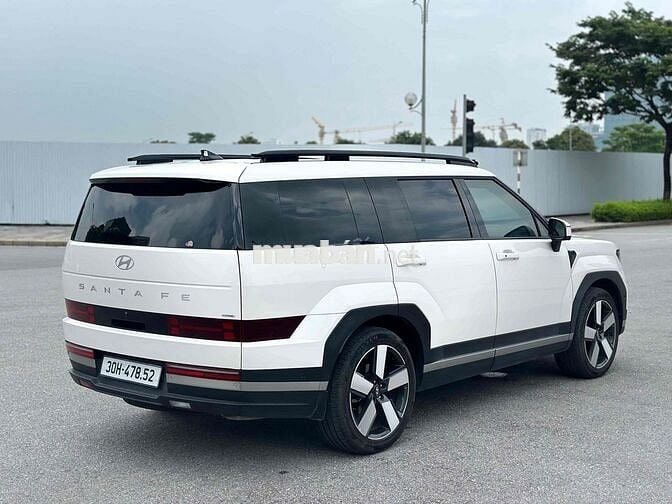 Hyundai Santafe 2.5Prestige 2025 Trắng Odo 7000Km