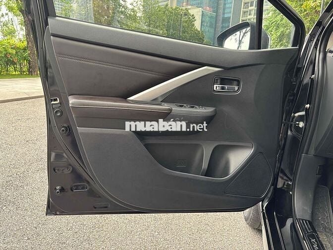 Mitsubishi Xpander 2022 premium không dịch vụ