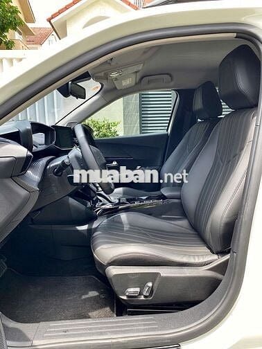 Peugeot 2008 GT Line 2021 Trắng 43.000 Km
