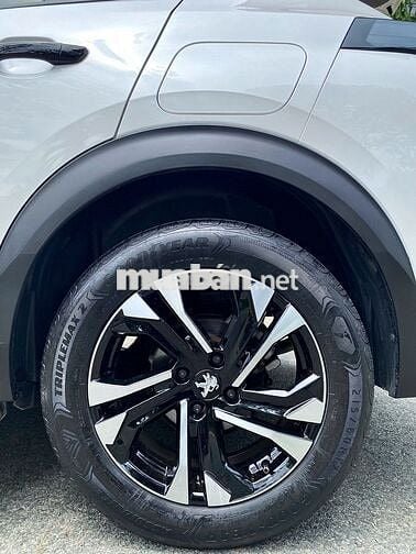 Peugeot 2008 GT Line 2021 Trắng 43.000 Km