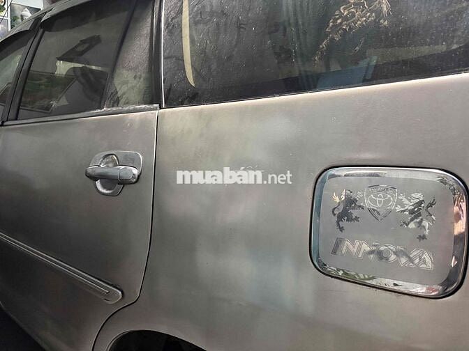 Toyota Innova J 2008 vàng cát