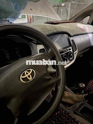 Toyota Innova J 2008 vàng cát
