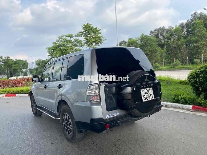 Mitsubishi Pajero 2009 2 cầu Bạc
