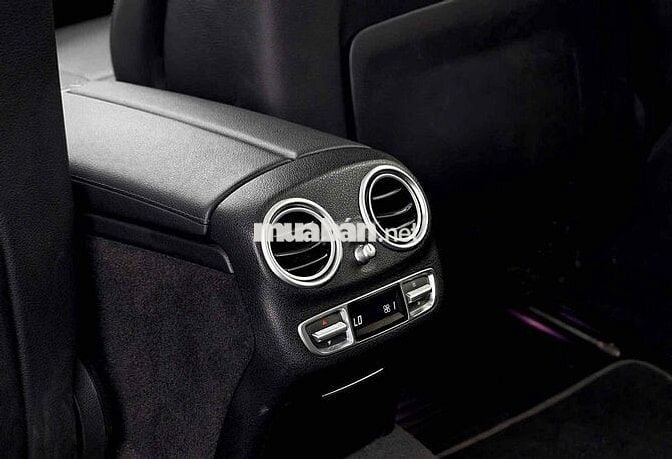Mercedes E300 mẫu mới 2022 màu đen siêu đẹp