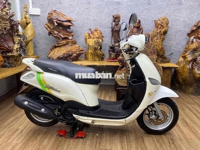 Yamaha Nozza biển SG dàn áo liền lạc, máy êm