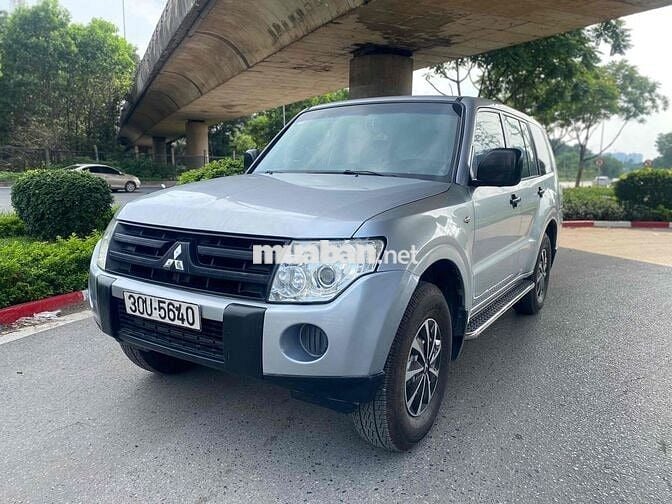 Mitsubishi Pajero 2009 2 cầu Bạc