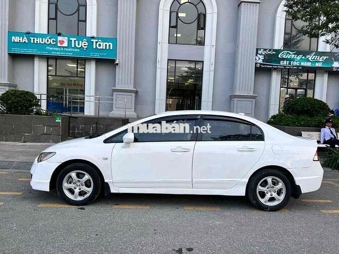 Honda Civic Trắng Tự động Xăng