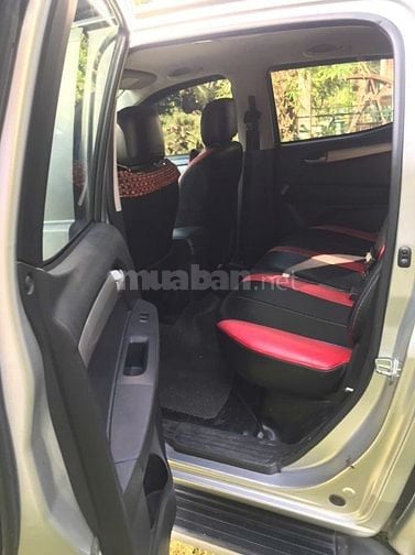 Xe bán: ISUZU D-Max, sản xuất 2015 (1 cầu, số sàn)