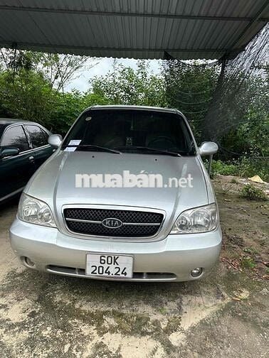 Kia Carnival Số sàn Bạc Nhiều chỗ
