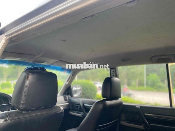 Mitsubishi Pajero 2009 2 cầu Bạc