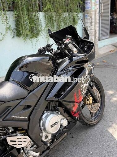 Yamaha R15v1