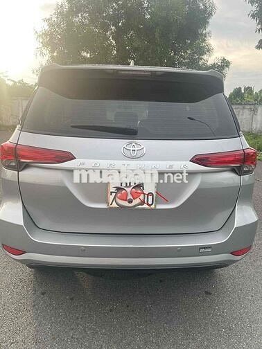 Toyota Fortuner 2020 Bạc 7 chỗ 80151 km cọp