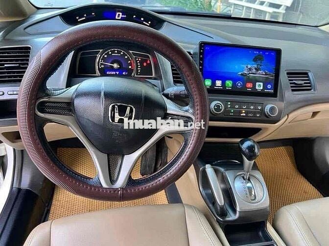 Honda Civic Trắng Tự động Xăng