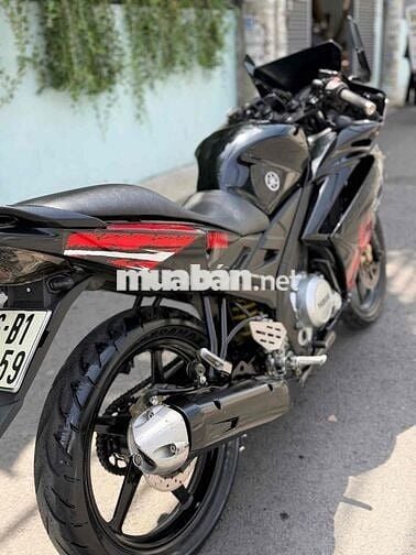 Yamaha R15v1