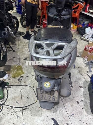 Honda Lead 110 Tự động màu Bạc
