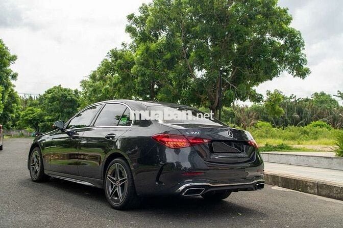 Mercedes C300 AMG V1 2023 Xám Titan cực đẹp