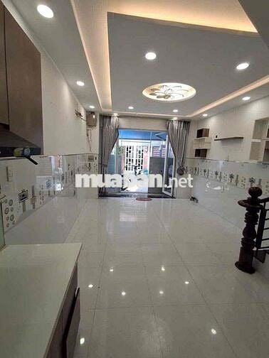 CHO THUÊ NHÀ NGUYÊN CĂN - 1 TRỆT 1 LẦU PHƯỜNG TÂN HƯNG CÁCH LOTE 1KM