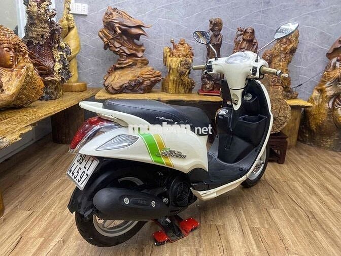 Yamaha Nozza biển SG dàn áo liền lạc, máy êm