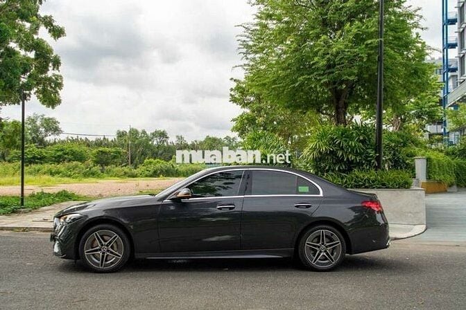Mercedes C300 AMG V1 2023 Xám Titan cực đẹp