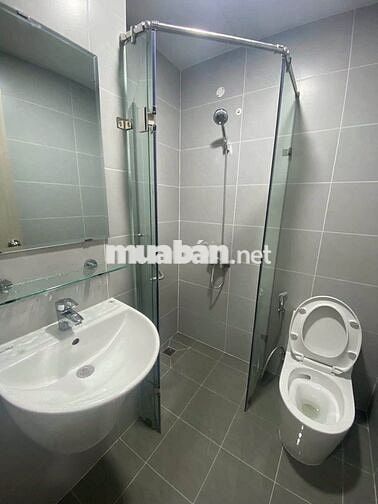 Em cần pass lại căn hộ đang thuê đầu tháng 8 vào ở ạ