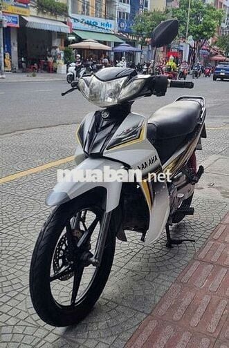 Yamaha Sirius Trắng Côn tự động Việt Nam