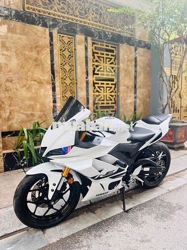 Yamaha R3 2023 abs lên full R1-đôi lốp to khủng