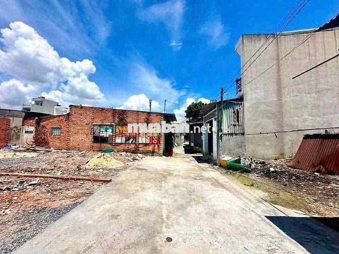 Đất sổ riêng ấp 2 Xã Đông Thạnh Sau Lưng Uỷ Ban xã