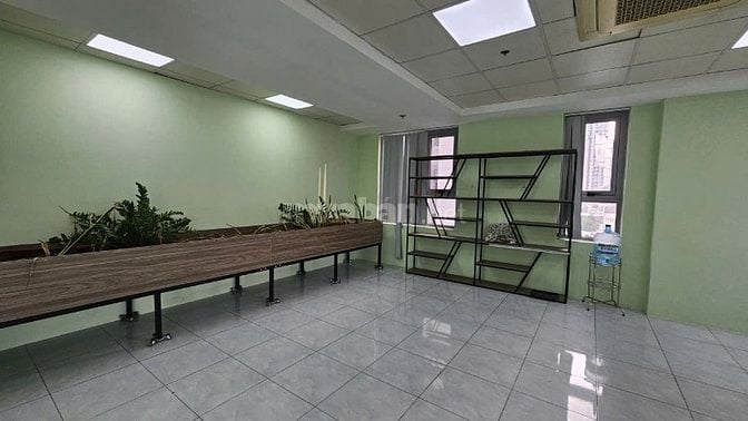 Văn phòng Luxcity 528 Huỳnh Tấn Phát 126m2 giá 16tr, căn góc .