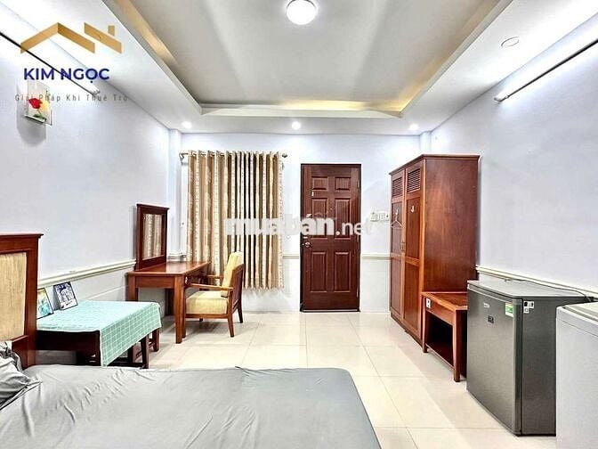 GẦN HUIT ĐẦY ĐỦ NỘI THẤT CỬA SỔ  CÓ MÁY GIẶT RIÊNG