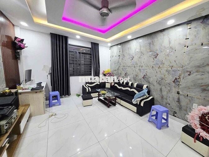 NHÀ ĐẸP 5 TẦNG — GẦN TKTQ HƯƠNG LỘ 2 MIẾU GÒ XOÀI DT: 56M2 • 4x14