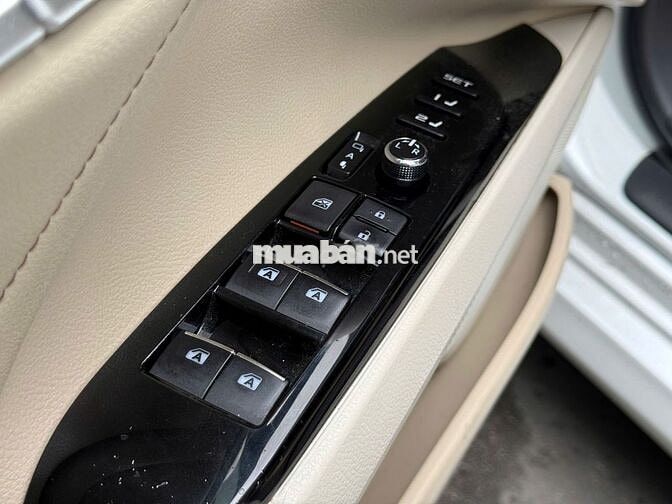 Toyota Camry 2.5Q 2019 Trắng 57.315km