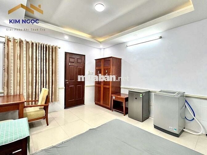 GẦN HUIT ĐẦY ĐỦ NỘI THẤT CỬA SỔ  CÓ MÁY GIẶT RIÊNG