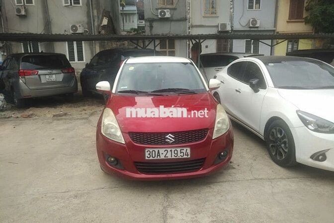 Suzuki Swift 2014 Đỏ-Trắng 10 vạn km