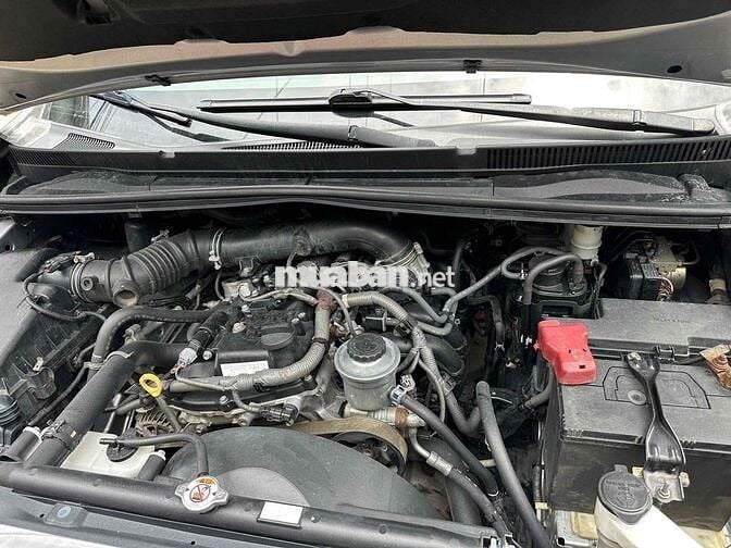 Toyota Innova 2019 Số sàn Bạc