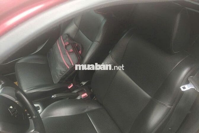 Suzuki Swift 2014 Đỏ-Trắng 10 vạn km