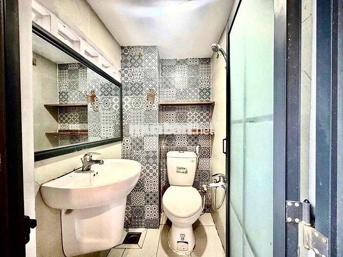 DUPLEX BAN CÔNG MỚI 100% (ƯU TIÊN Ở 1-2 NGƯỜI)