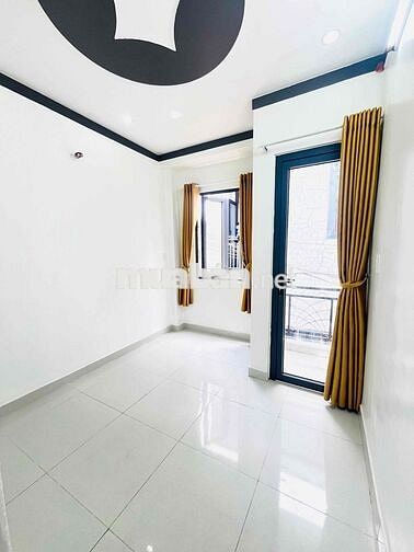 Nhà Sổ Chung lầu trệt gần trường tiểu học Đông Hoà C