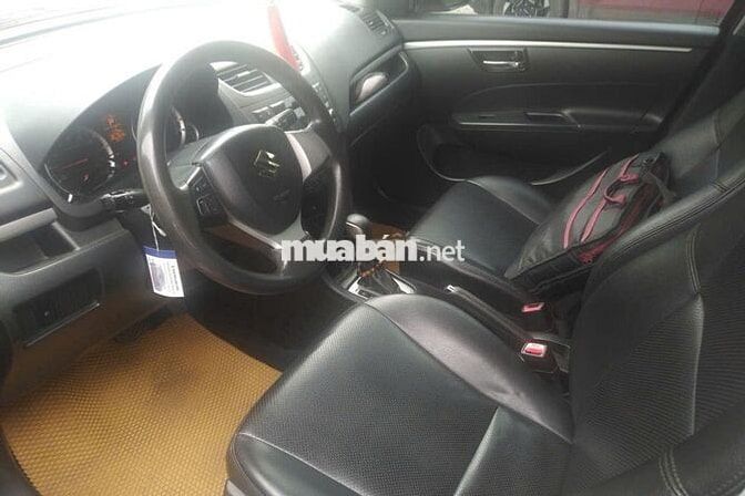 Suzuki Swift 2014 Đỏ-Trắng 10 vạn km