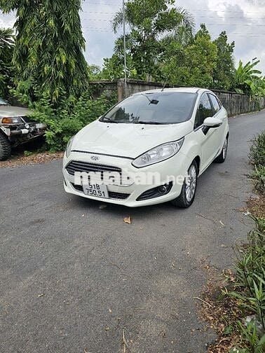 Ford Fiesta 2016 Số tự động Trắng
