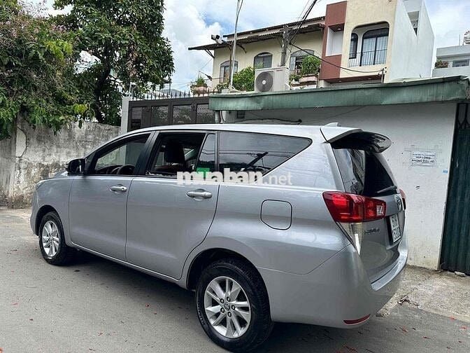 Toyota Innova 2019 Số sàn Bạc