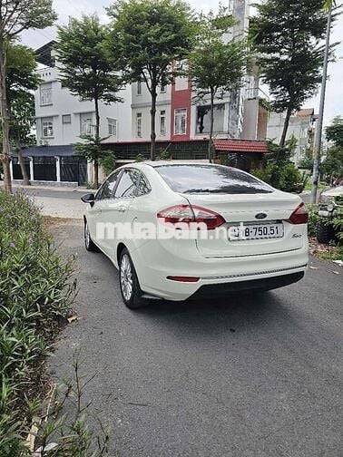 Ford Fiesta 2016 Số tự động Trắng
