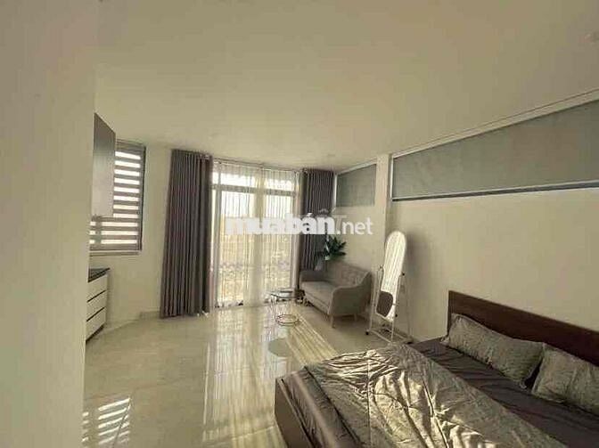 🤩Căn Hộ Ban Công Full Nội Thất Gần TDTU NTTU RMIT LOTTE Quận 1 Quận 4