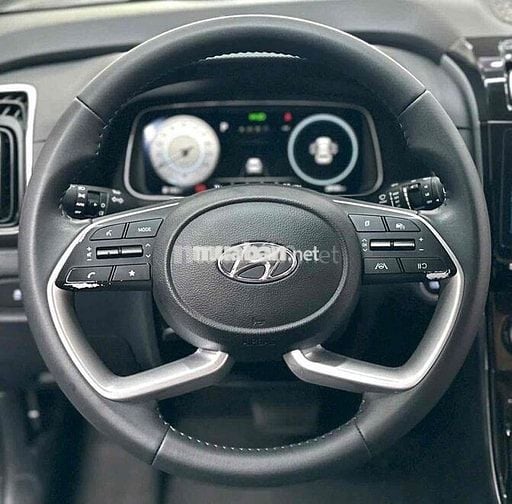 Hyundai Creta Cao cấp 2023 Đen 28.000 km